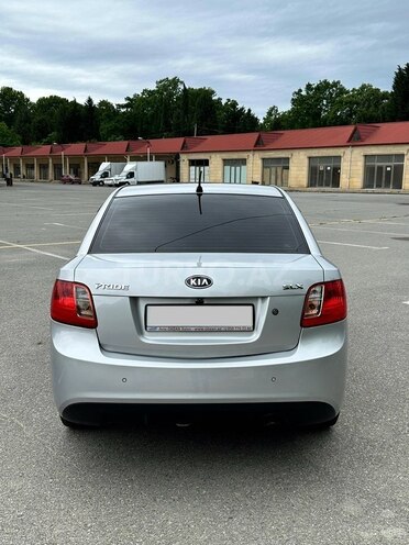 Kia Pride-6