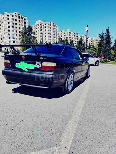 BMW 318-3