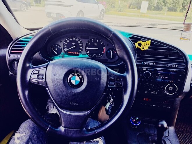 BMW 318-16