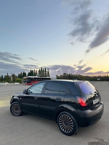 Kia Rio-3
