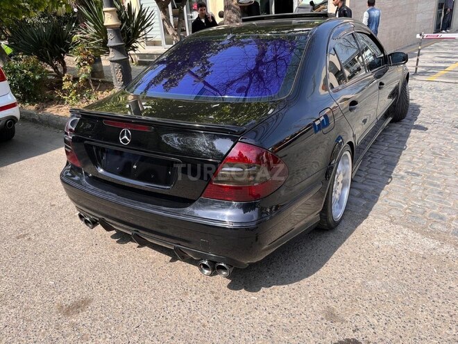 Mercedes E 200-8