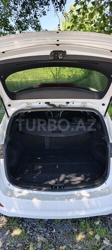 Hyundai i30-6