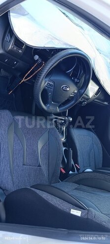 Kia Forte-7