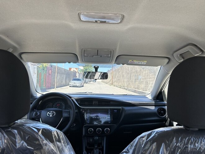 Toyota Corolla-9