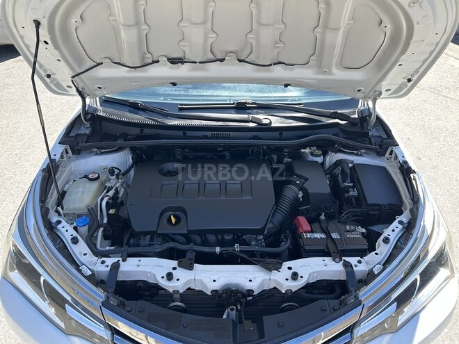 Toyota Corolla-12