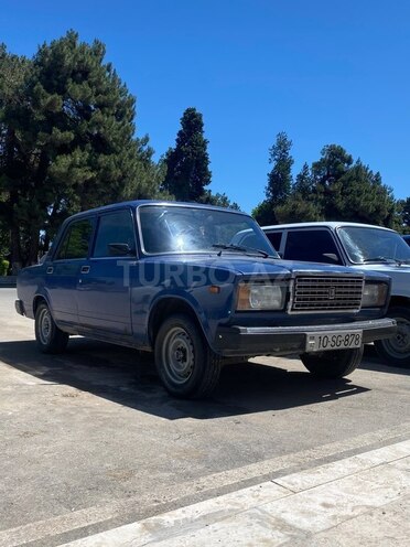 LADA (VAZ) 2107-2