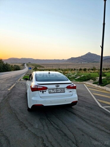 Kia Cerato-3