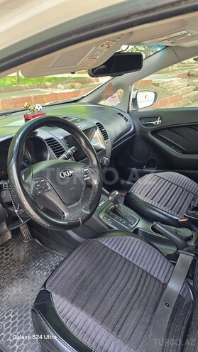 Kia Cerato-8