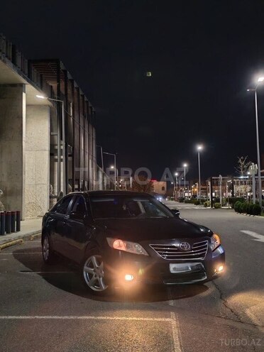 Toyota Camry-1
