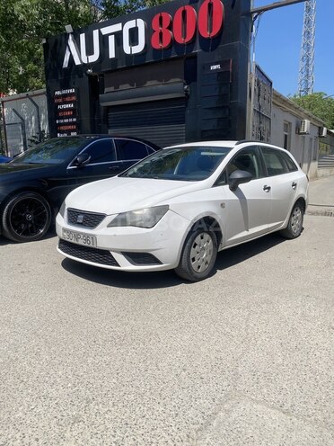 SEAT Ibiza-4