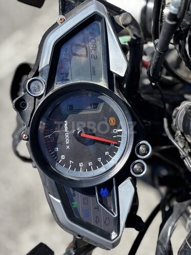 Bajaj Pulsar RS 200-5