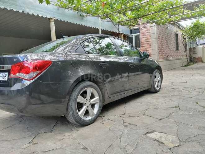 Chevrolet Cruze-4