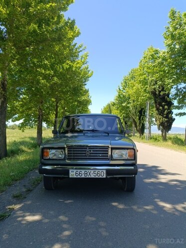 LADA (VAZ) 2107-1