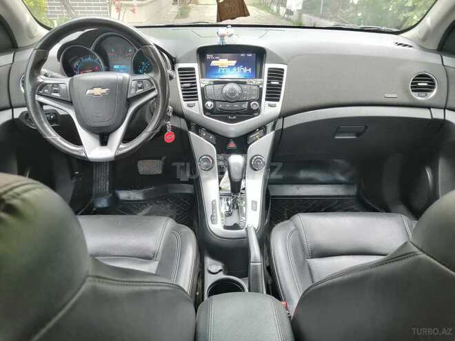 Chevrolet Cruze-5