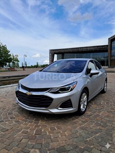 Chevrolet Cruze-1