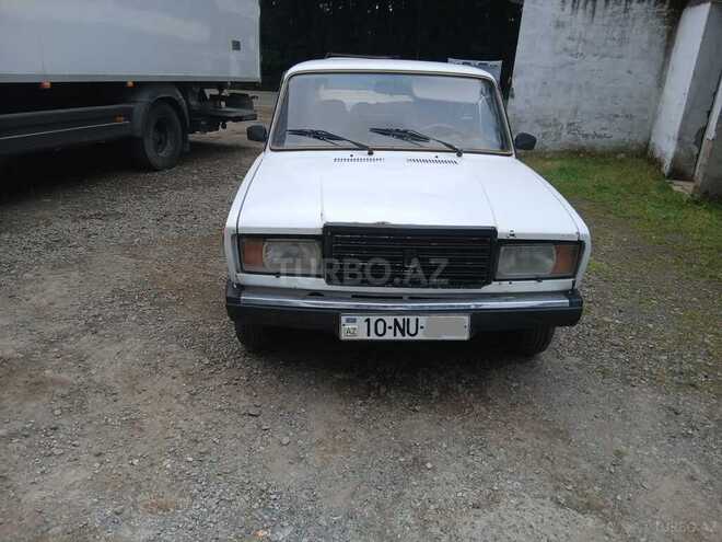 LADA (VAZ) 2107-1