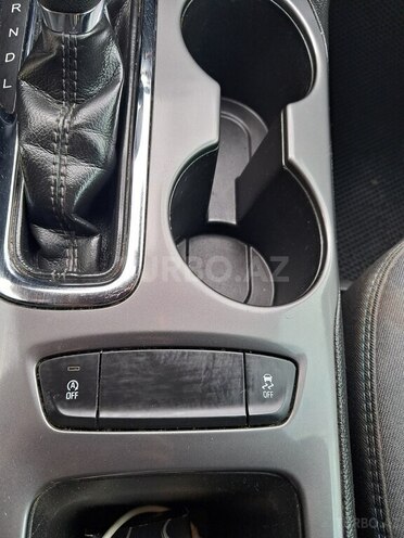 Chevrolet Cruze-15
