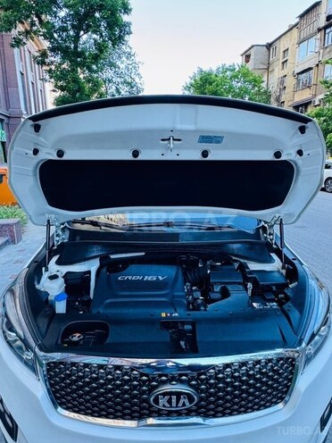 Kia Sorento-12
