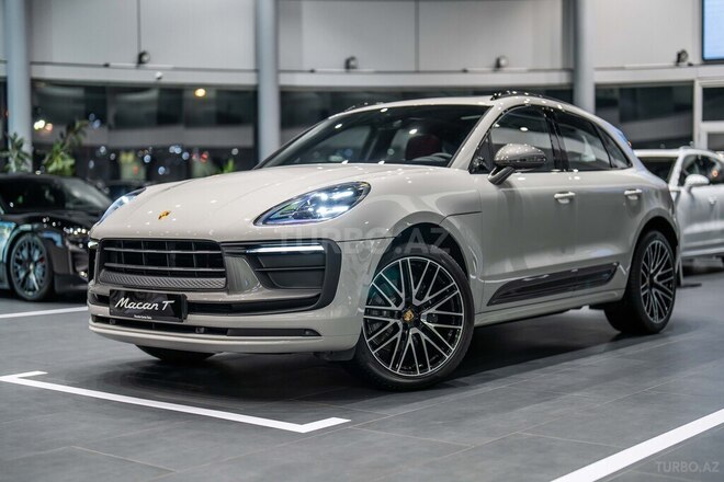 Porsche Macan-1