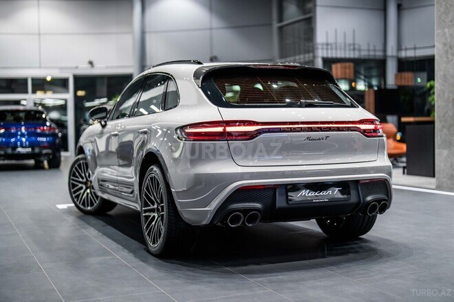 Porsche Macan-7