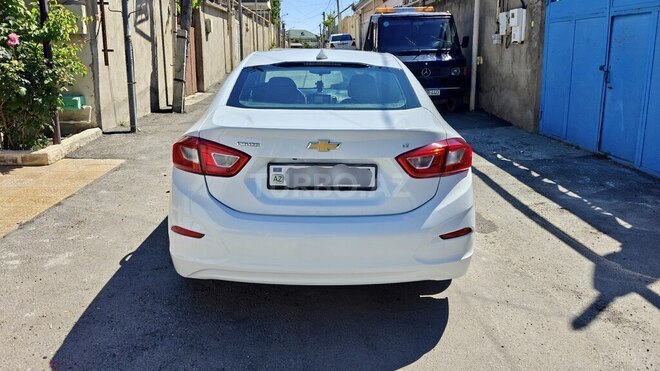 Chevrolet Cruze-8