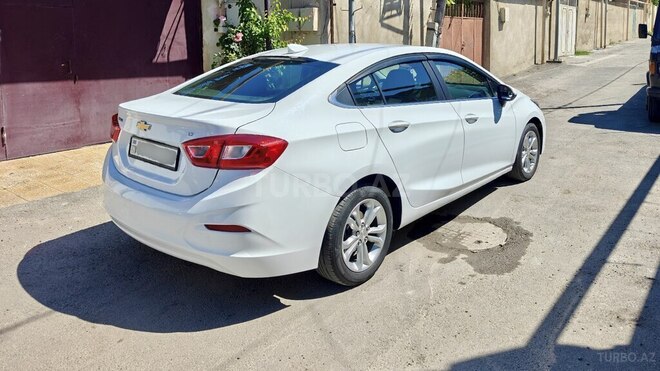 Chevrolet Cruze-5