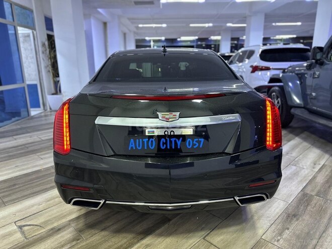 Cadillac CTS-5
