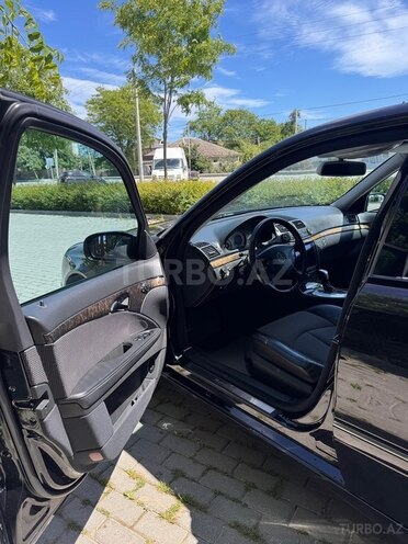 Mercedes E 220-4