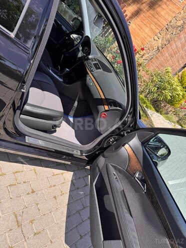 Mercedes E 220-7