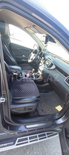 Kia Sorento-4