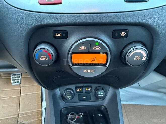 Kia Rio-6