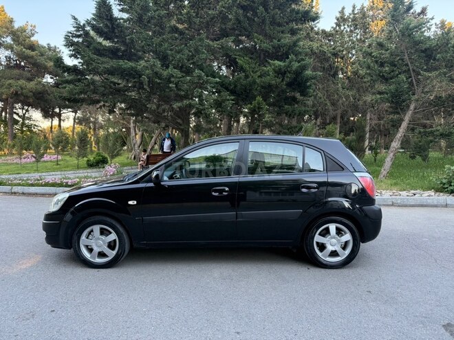 Kia Rio-9