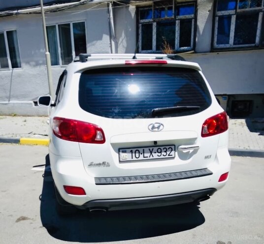Hyundai Santa Fe-3