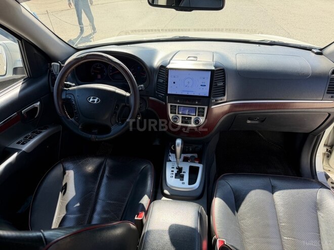 Hyundai Santa Fe-8