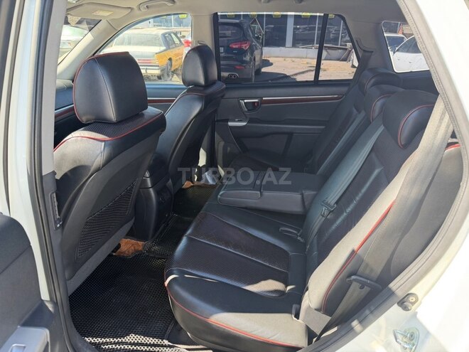 Hyundai Santa Fe-7