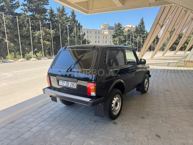 LADA (VAZ) Niva-6
