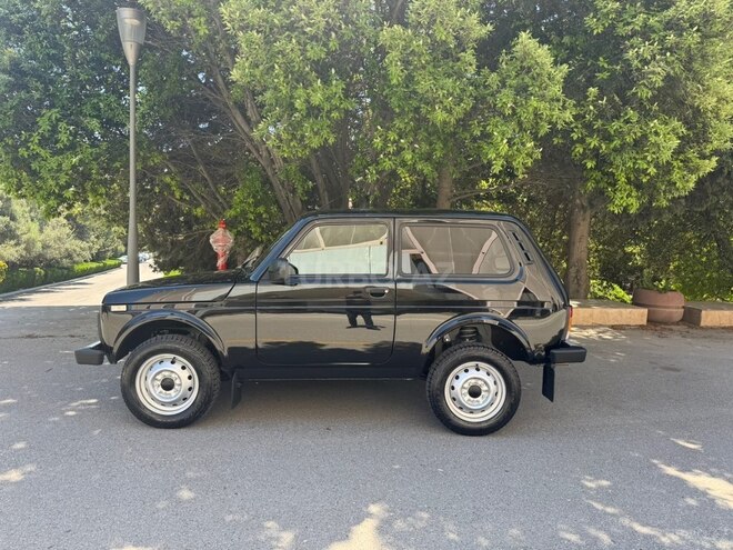 LADA (VAZ) Niva-7