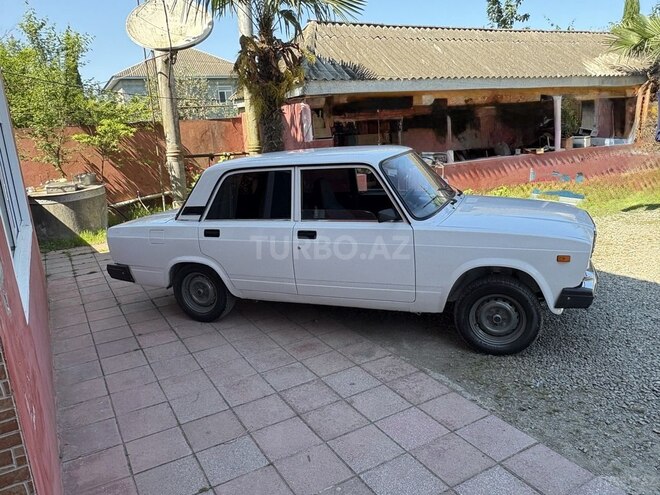 LADA (VAZ) 2107-3