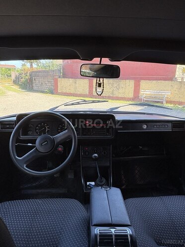 LADA (VAZ) 2107-4