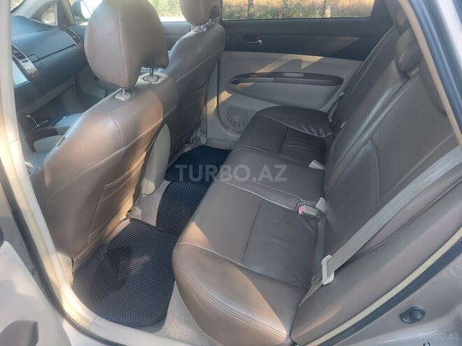 Toyota Prius-10