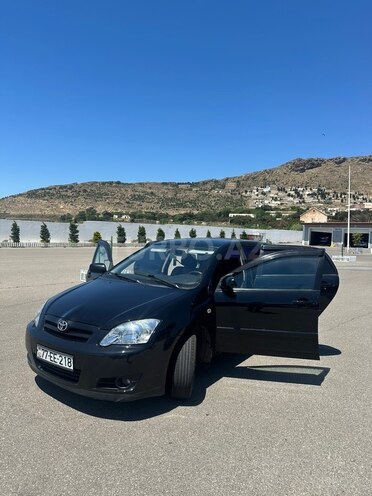 Toyota Corolla-2