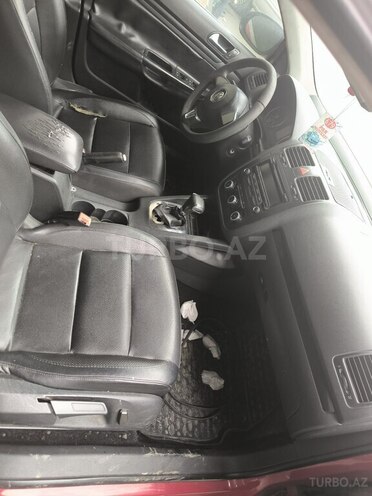 Volkswagen Jetta-9