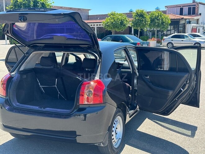 Toyota Corolla-12