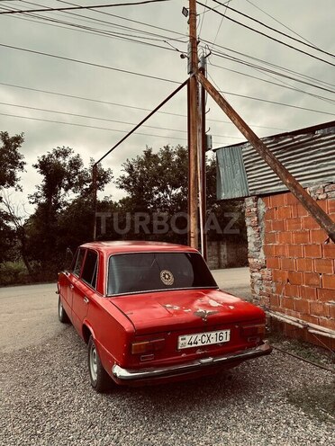 LADA (VAZ) 21011-2