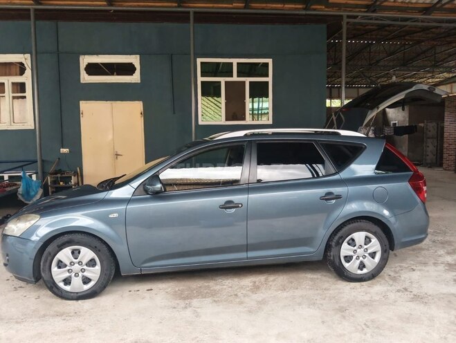 Kia Ceed SW-3