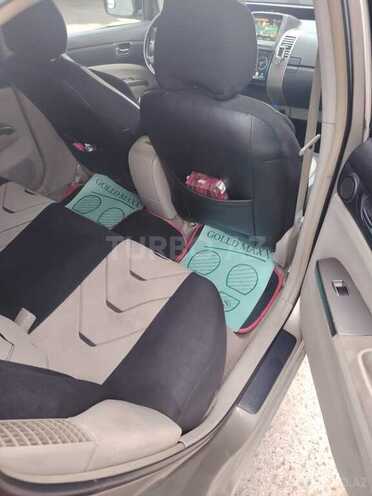 Toyota Prius-6
