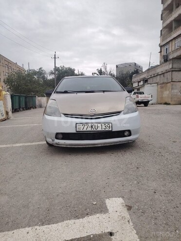 Toyota Prius-1
