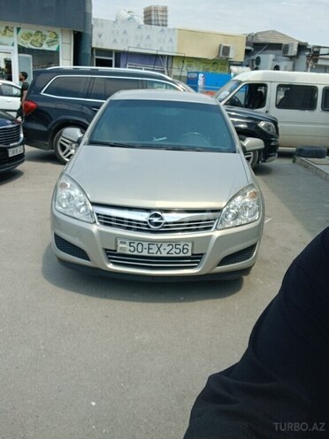 Opel Astra-8