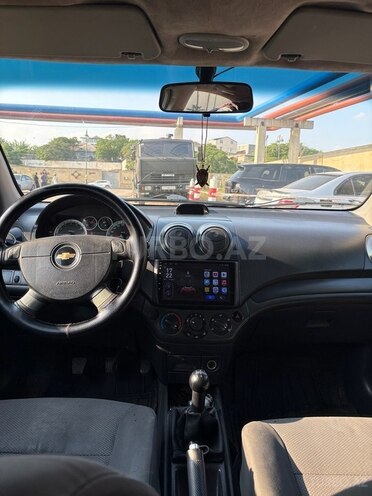 Chevrolet Aveo-6