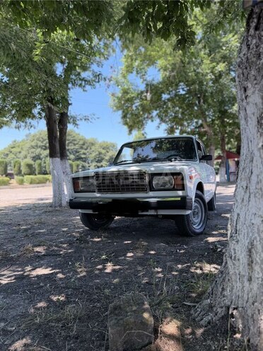 LADA (VAZ) 2107-21